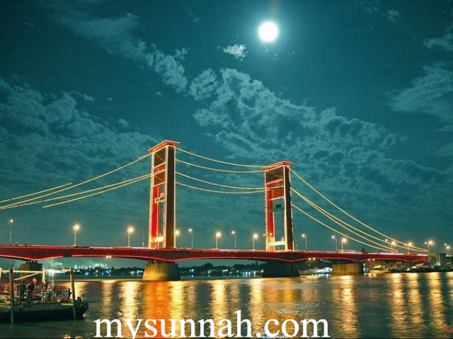 6 Wisata Ikonik Palembang Jembatan Ampera sampai Monumen Sejarah